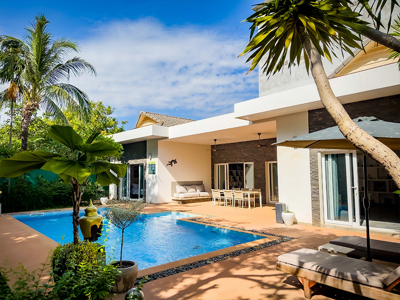 Friendship Villa